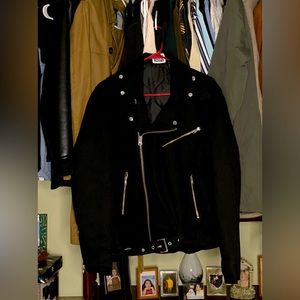 Vintage reclaimed! Men’s black biker jacket!